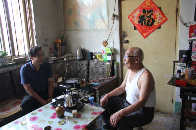 情系老黨員，慰問暖人心——新生代企業(yè)家代表、龍港集團(tuán)常務(wù)副總經(jīng)理王敬武走訪慰問老黨員